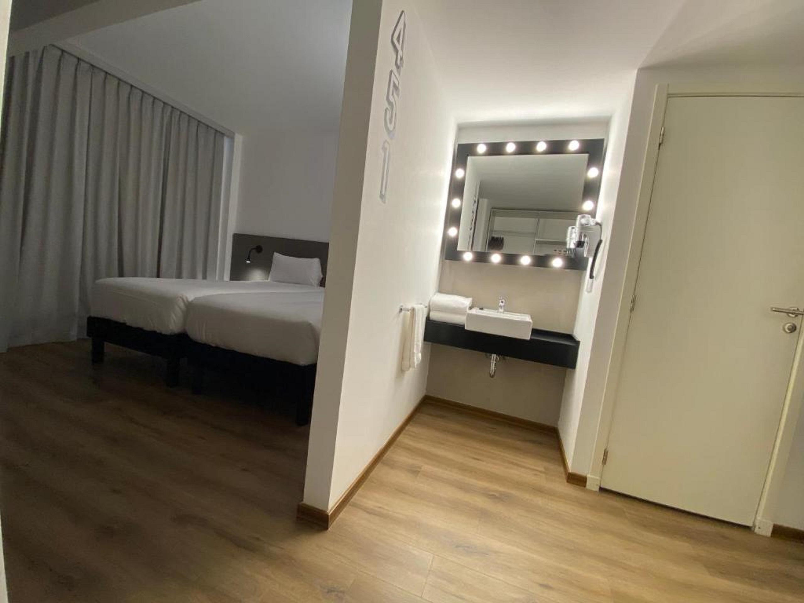 Ibis Styles Buenos Aires Florida Hotel Bagian luar foto